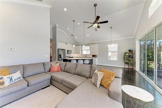 Building Photo - 5217 Horizon Cv