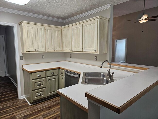 Building Photo - 3313 Beech Hollow Ct