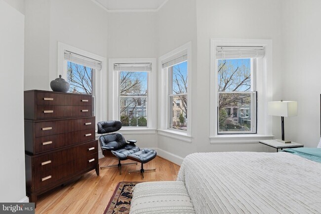 Building Photo - 56 Adams St NW