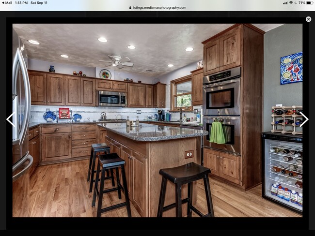 Building Photo - 2131 Bonvue Dr