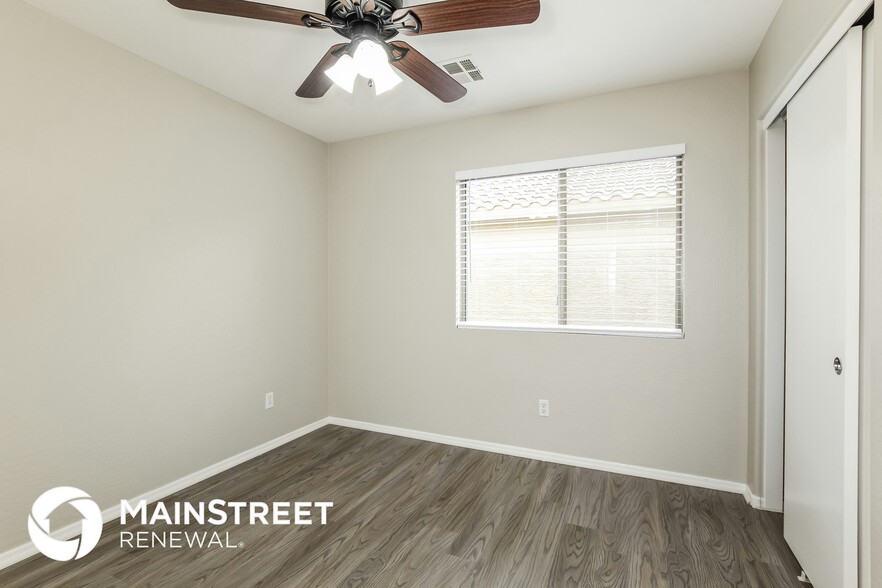 Building Photo - 15245 W Bola Dr