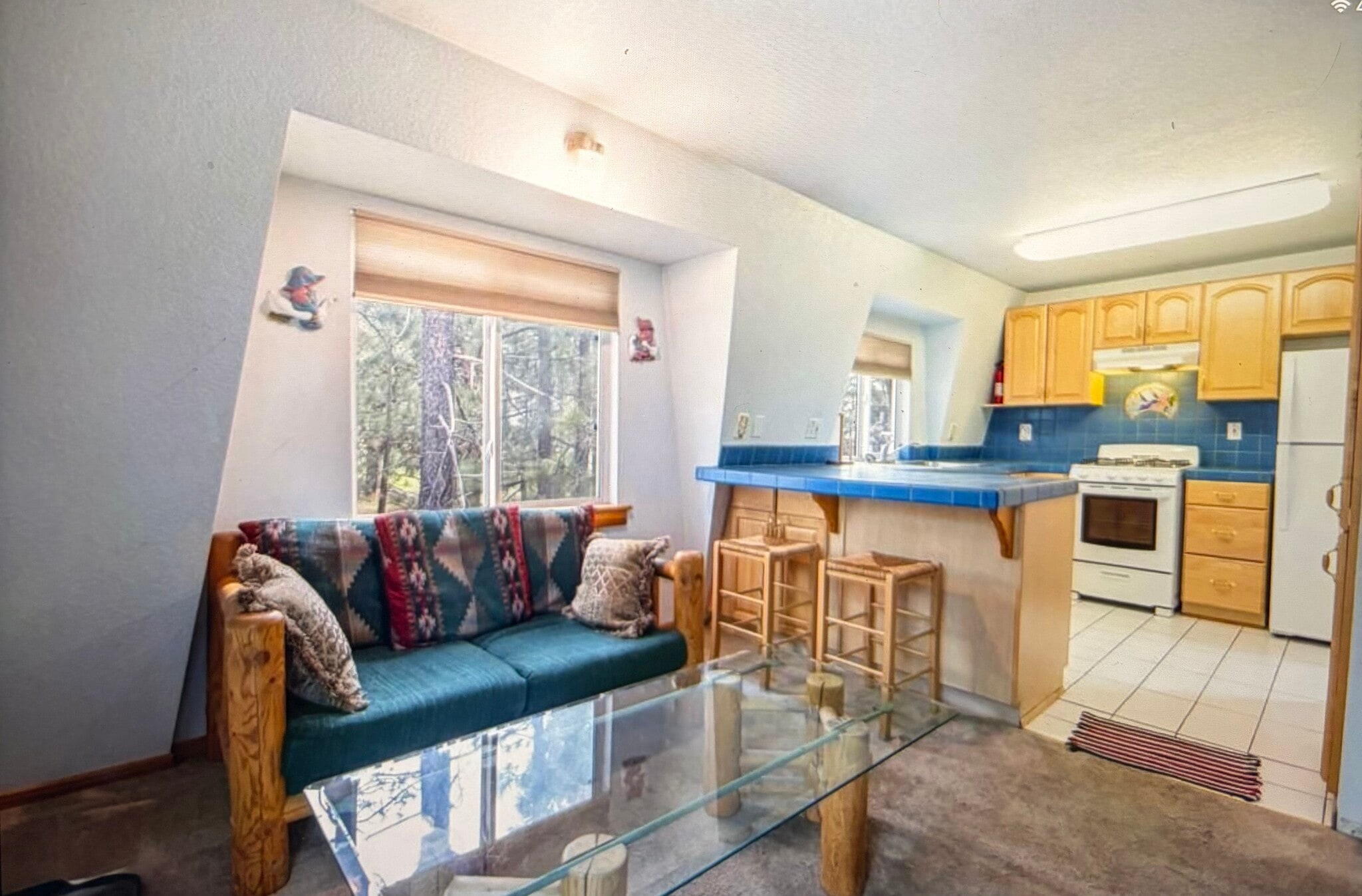 Building Photo - 542 Cottage Ln
