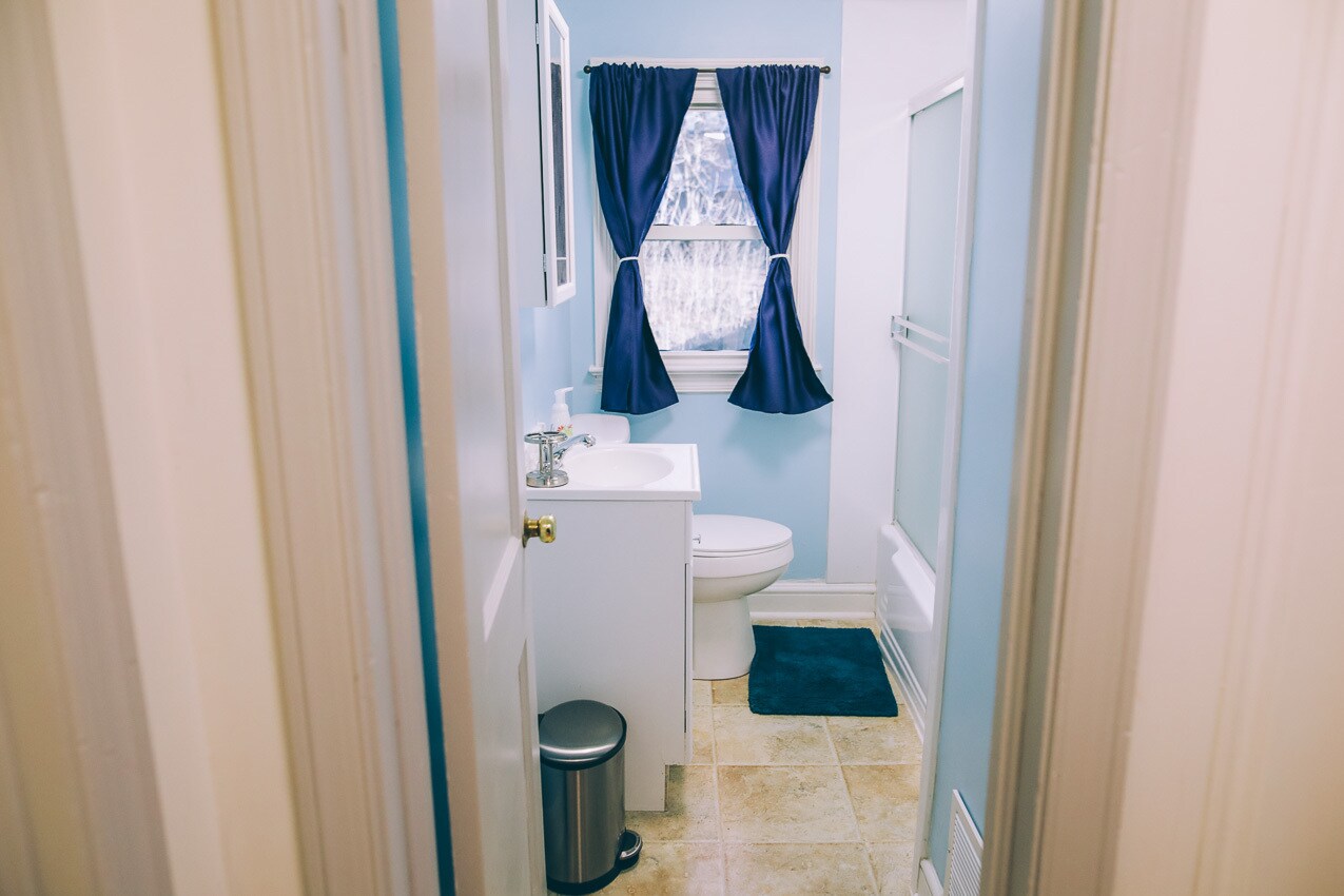 Building Photo - 1111 Rayon St