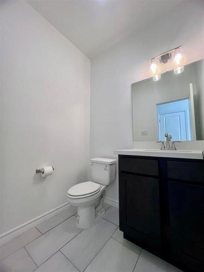 Building Photo - 9914 Kaspar Dr