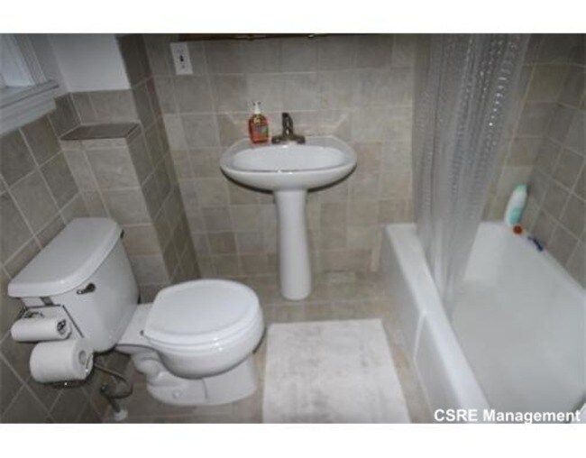 Building Photo - 11 Mansfield St