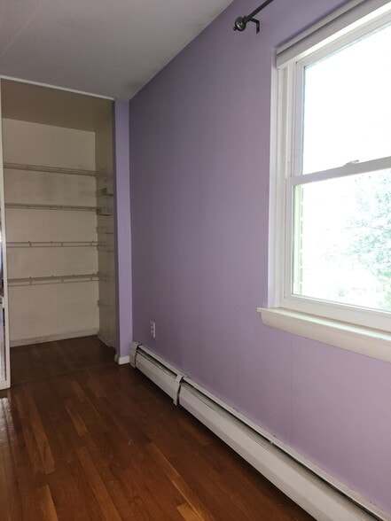 Building Photo - 91 Regency Park Dr