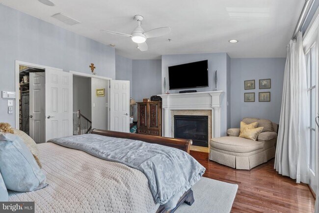 Building Photo - 1262 Dockside Cir