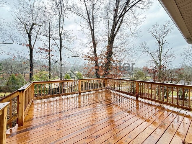 Building Photo - 4627 Hillmont Ln