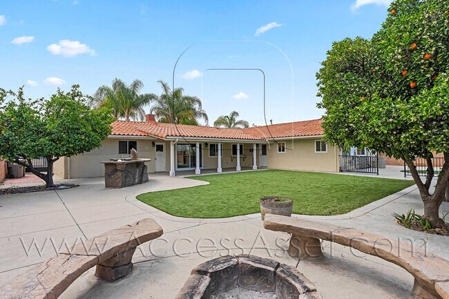 Building Photo - Beautiful 3BR/2BA Home In Hemet With Lush Backyard & Fruit Trees!