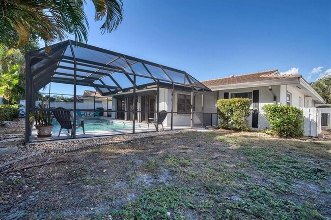 Building Photo - 2926 Captiva Dr