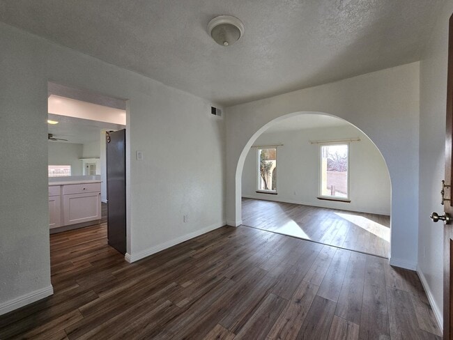 Building Photo - 2984 Corte Ojo De Agua