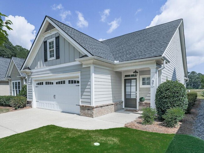 Building Photo - 37 Encore Ln