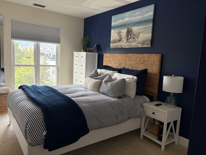 Bedroom - 27 Anchor St