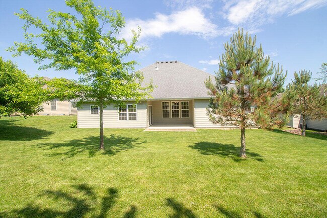 Building Photo - 5305 Chamois Dr