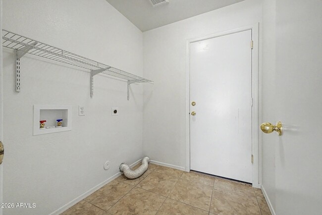 Building Photo - 851 W Palo Verde St