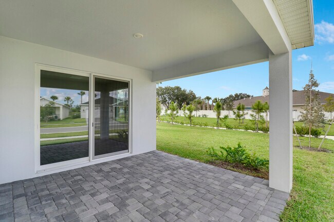 Building Photo - 8901 Dahlia Cir