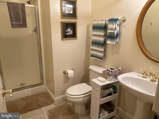 Building Photo - 6915 Bonheim Ct