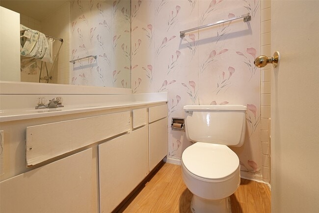 Building Photo - 2209 S Braeswood Blvd