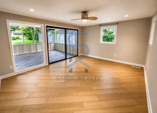 Building Photo - PRELEASING! Spacious & Stunning 5BR/3BA in the Heart of North Druid Hills