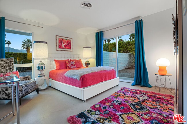 Building Photo - 2235 E Paseo Gracia