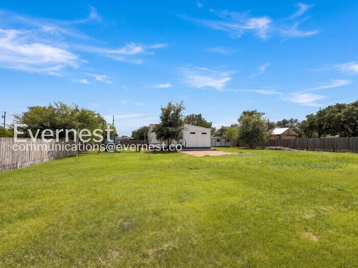 Building Photo - 106 Co Rd 425