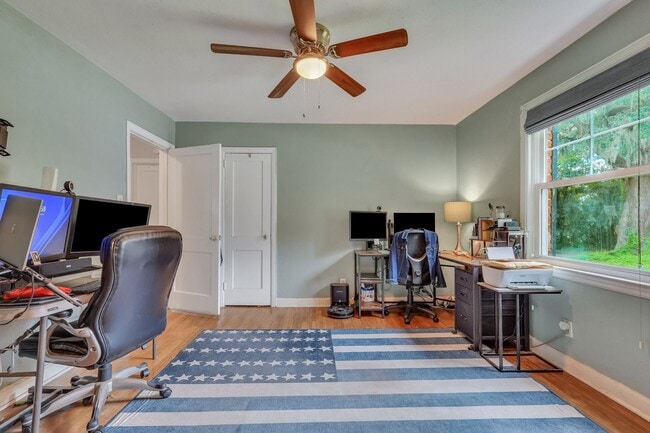 Building Photo - Charming 3-Bedroom Home in Savannah’s Parkside Neighborhood