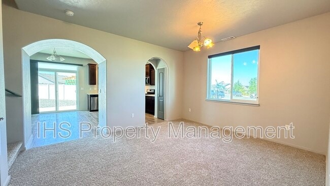 Building Photo - 5814 Sidon Ln