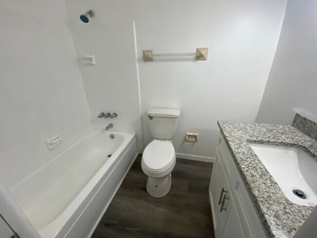 Building Photo - 22578 Laika Ave