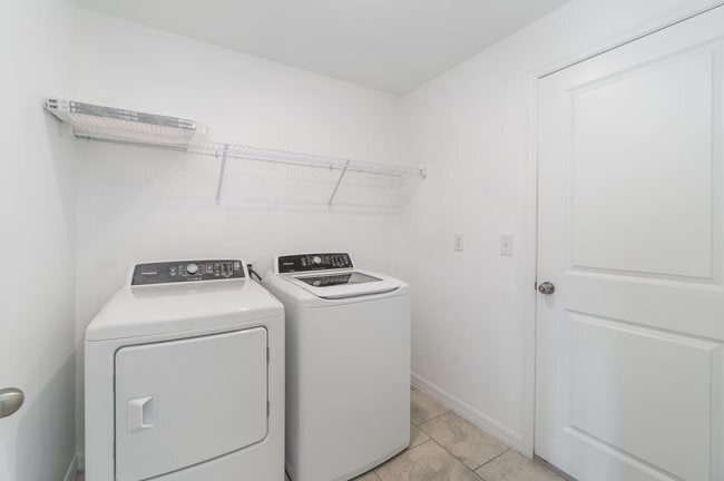 Building Photo - 4272 Villa Rapallo Way
