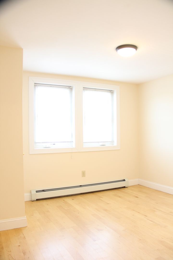 Building Photo - 158 North St