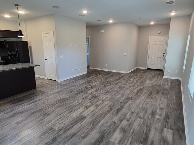 Building Photo - 31810 Ives Ct