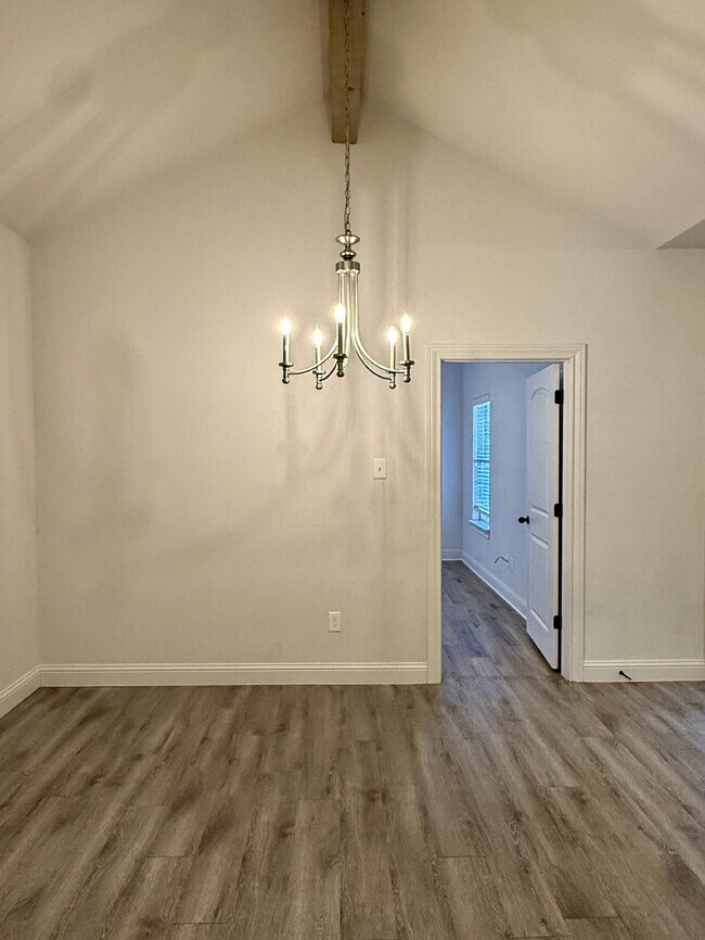 Building Photo - 1708 102nd St