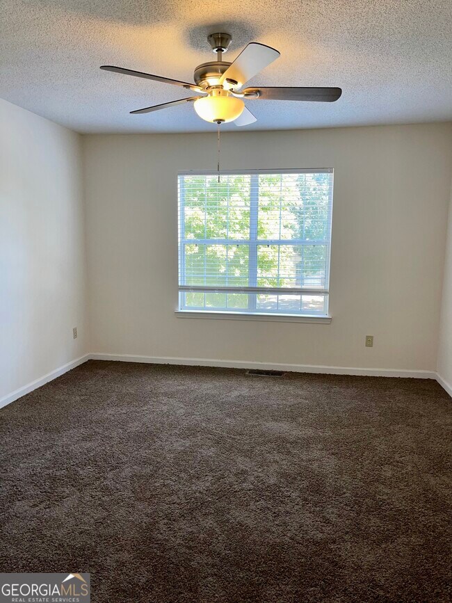 Building Photo - 2452 Brianna Dr