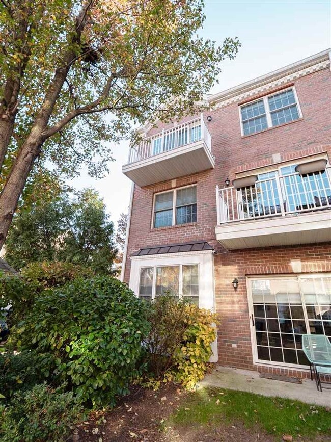 Building Photo - 96 Abbie Ct