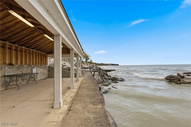 Building Photo - 28838 Lake Rd