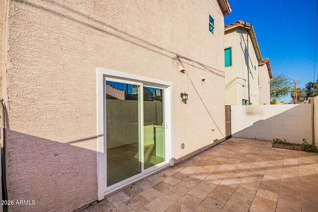 Building Photo - 3034 N 39th St