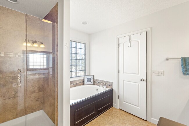 Building Photo - 11335 Nightingale Cv