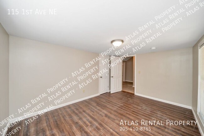 Building Photo - 115 1st Ave NE
