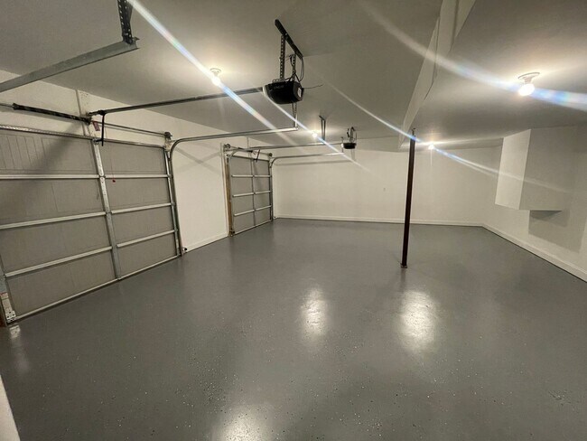 Building Photo - Rental in Ooltewah - 3 Bedrooms + Finished Basement