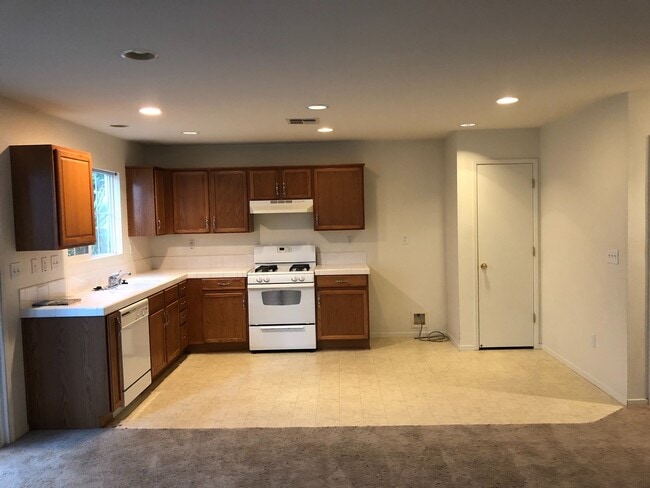 Building Photo - 2772 Shearwater Way