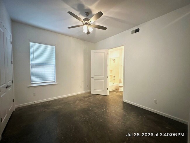 Building Photo - 78 N Rembert St