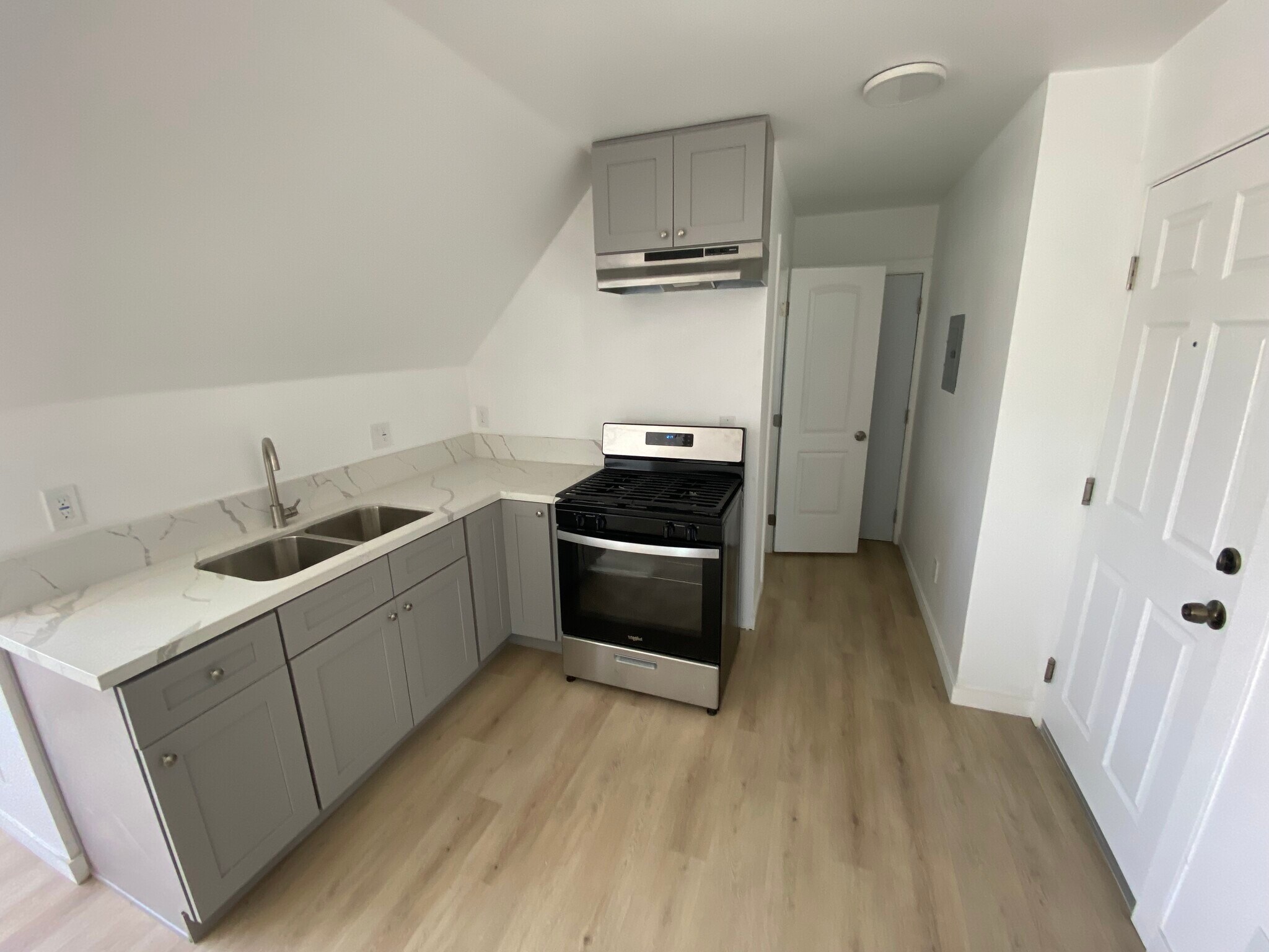 Kitchen - 1917 E 2nd St
