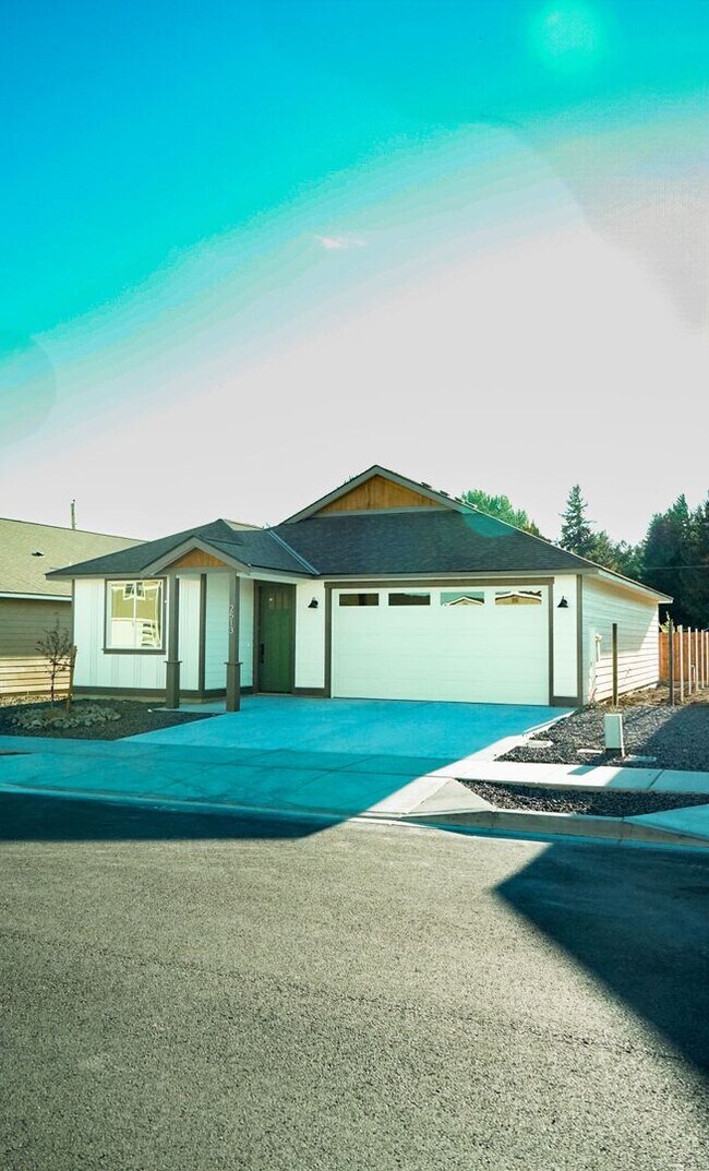 Primary Photo - NEW HOME FOR LEASE! 3br 2ba