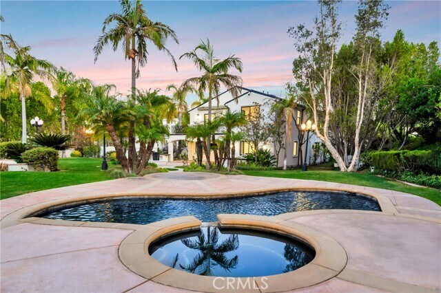 Building Photo - 4165 Elm View