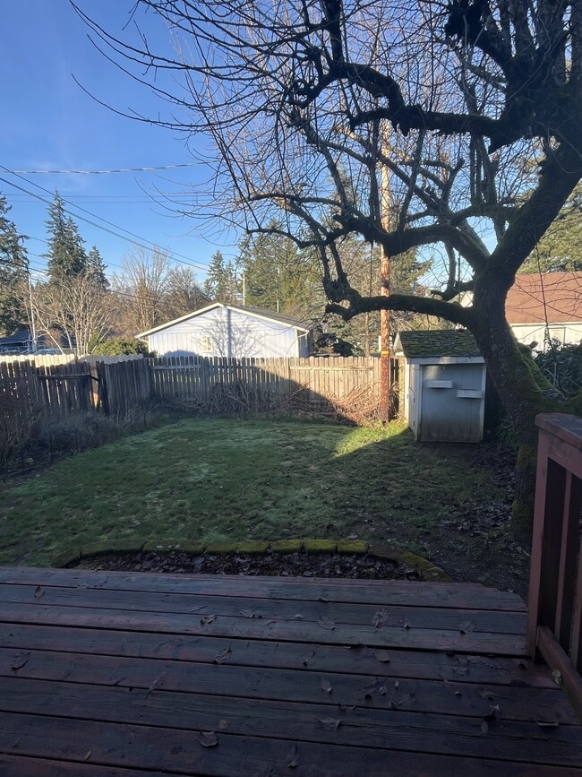 Building Photo - 224 Wyandotte Ave