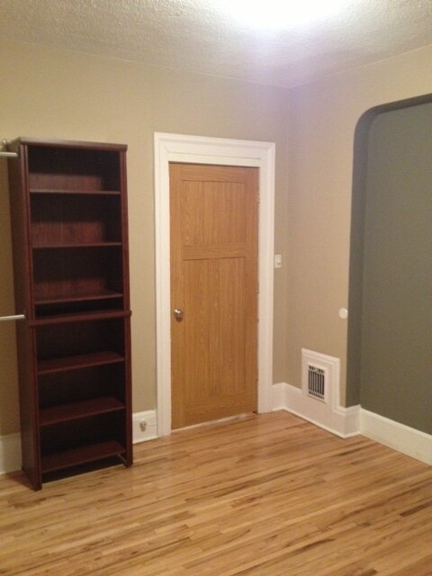 Building Photo - 1747 Dayton Ave