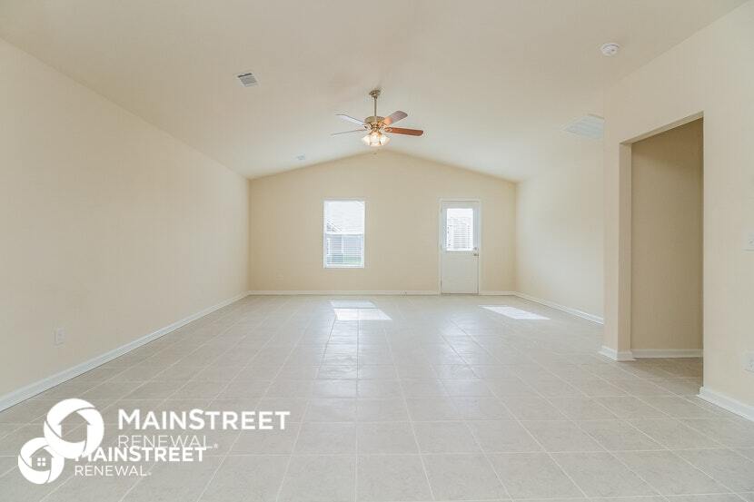 Building Photo - 2311 Bee Hive Dr