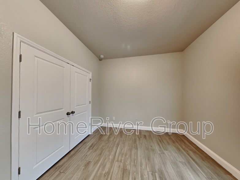 Building Photo - 1548 Eugenia Ave