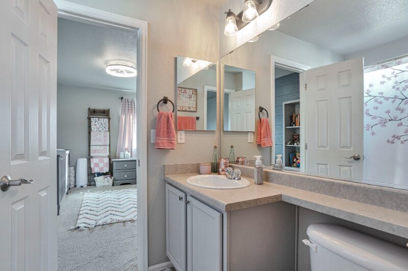 Building Photo - 11356 Jersey Dr