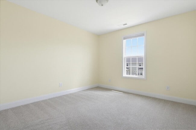 Building Photo - 1717 Stackhouse Dr
